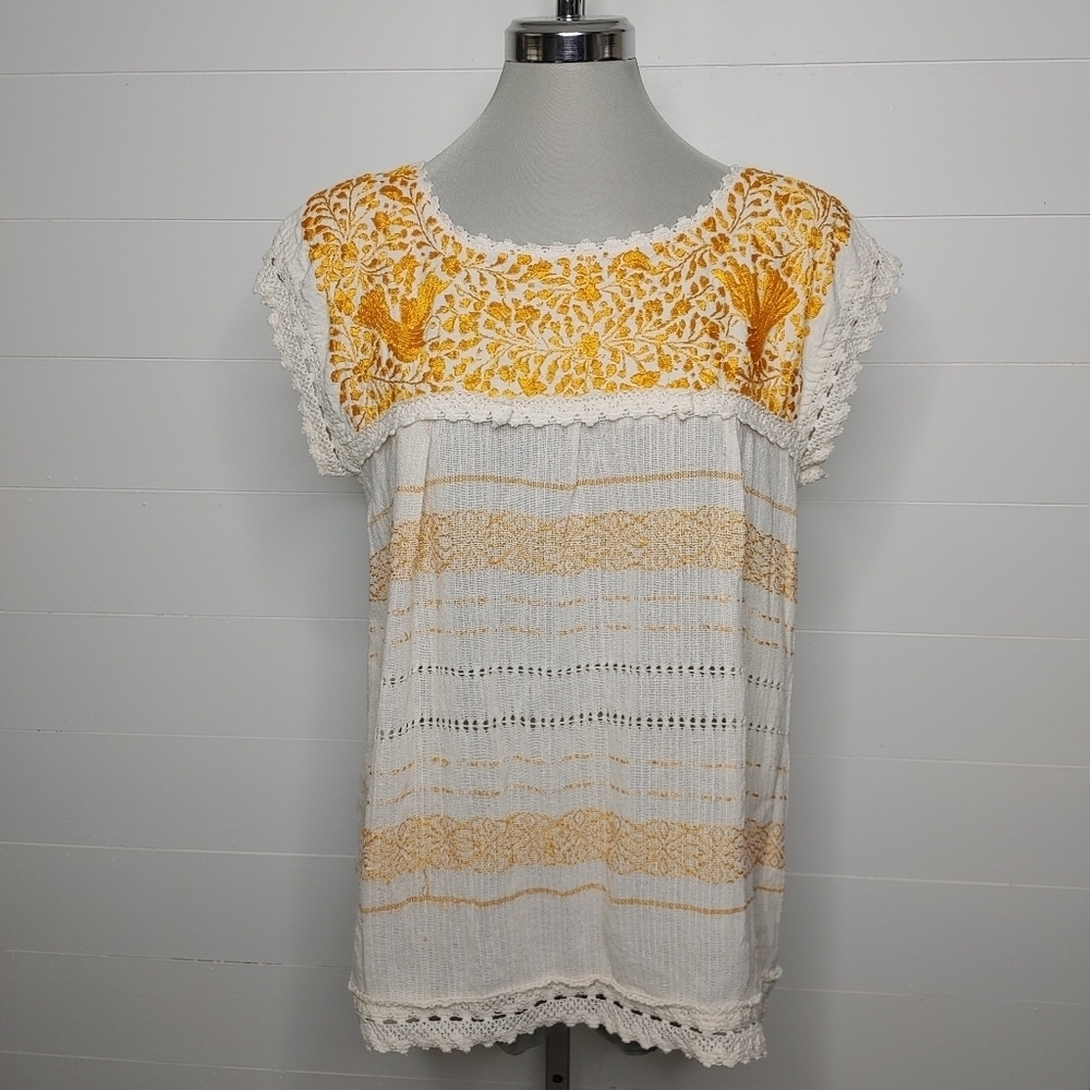 BOHO Embroidered Crochet Top M